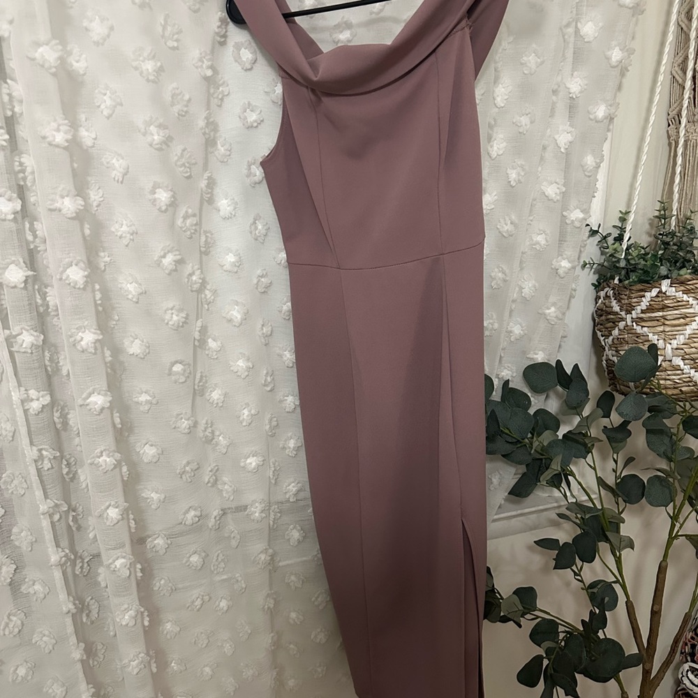 *NWT* Windsor Mauve Sleeveless Dress